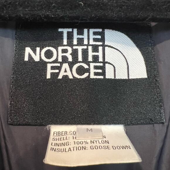 Vintage The North Face Men's Goosedown Puffer Jacket in Green with Hood Size M - Picture 6 of 11